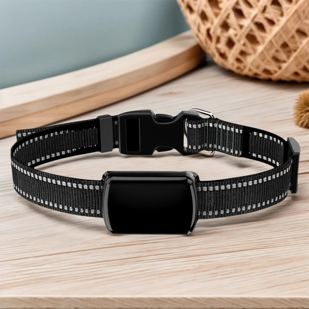 Pet GPS Tracker with Adjustable Collar Smart Pet Locator Cat Tracker for Dogs and Cats